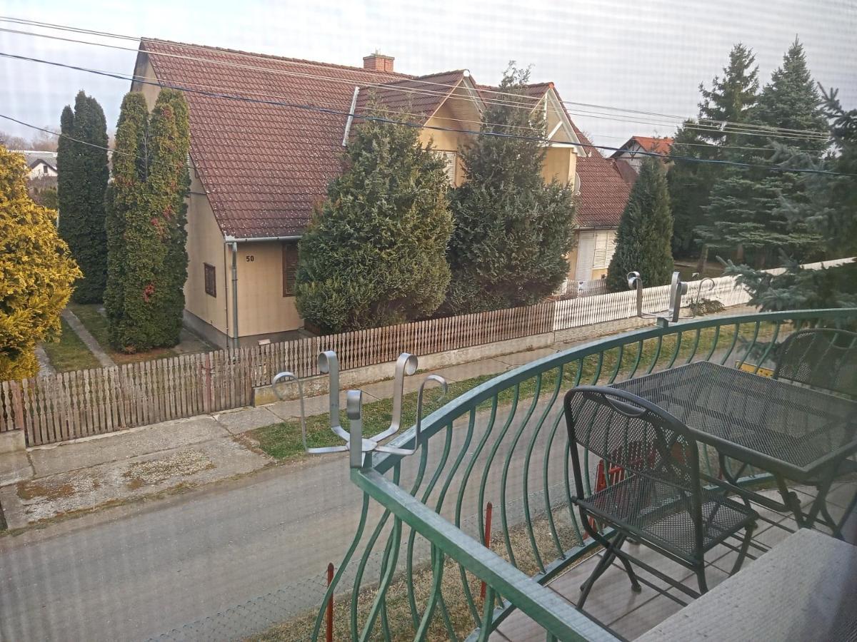 شقة Borostyan Vendeghaz Balatonkeresztúr المظهر الخارجي الصورة